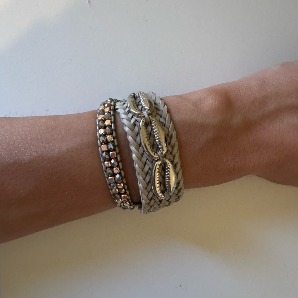 Boho Shell & Beaded Bracelet Set – Gray